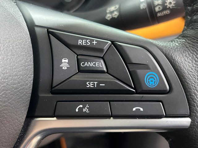 �y�v���p�C���b�g�z�������H�ł̒��������s���y��!!�a�؎��Ə��񑖍s�̃V�[���ŁA�A�N�Z���E�u���[�L�E�X�e�A�����O�������Ő��䂵�A�������^�]�̕��S���y�����Ă���܂���