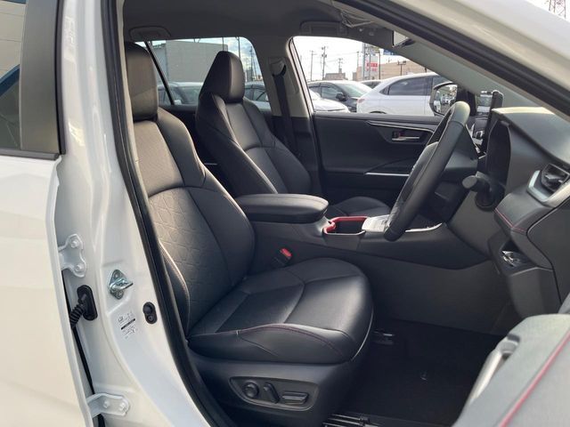 �y���烌�U�[�V�[�g�z����̂ӂ���肪�e�ՂŃ����e�i���X�����ȒP�ȁA�@�\���ɗD��鍇����v���̗p�����㎿�ȃV�[�g�ł��B����S�n���悭�A���������ӂ��S�n�ǂ��ԓ���Ԃ����o���Ă���܂��B