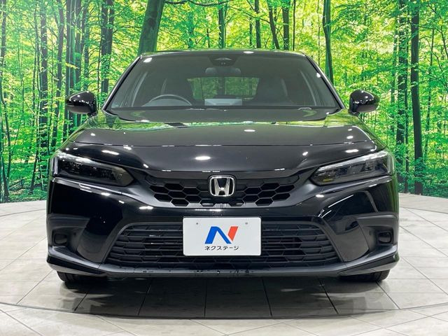 ��D�]�𒸂��Ă���܂��{�f�B�̒e�X�v���b�V���R�[�g���D�]��t���B�ʏ�̃K���X�R�[�g�ƈقȂ�A�ϋv�N��6�N�̖��@���K���X�R�[�e�B���O���A�{�f�B���L���C�ȏ�Ԃɕۂ��Ă���܂��B