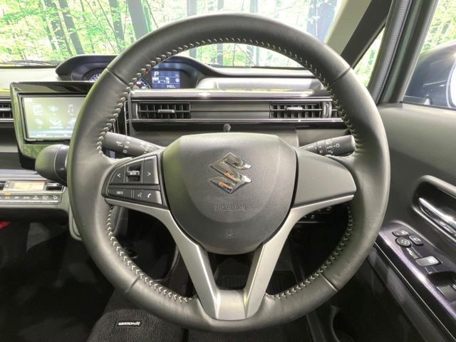 �y�����v�����X�e�A�����O�z�㎿�Ȋv���g�p���邱�ƂŁA��ɂ����������݂ƂĂ��^�]���₷���n���h���ł���