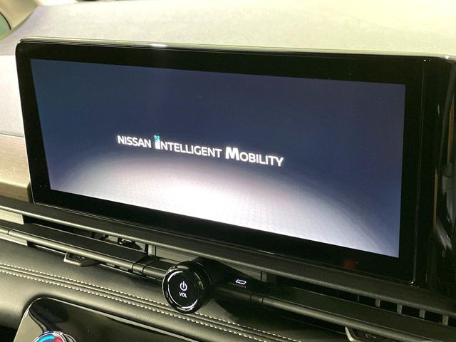 �y���[�J�[����12.3�C���`�i�r�z�C���e���A�ɗn�����ރX�^�C���b�V���ȁu��p�݌v�v���[�J�[�i�r�𑕔��􎋔F���⑀�쐫�ȂǊ�{���\�ɂ��D��A���㎿�ȃJ�[���C�t�����y���݂��������܂��B