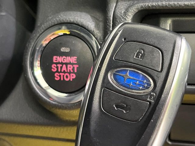 �y�A�N�Z�X�L�[&�v�b�V���X�^�[�g�z�J�o����|�P�b�g�ɓ��ꂽ�܂܂ł��h�A�̎{���E�������\�ȃX�}�[�g�L�[�𑕔��B�G���W���̃I���E�I�t�����J�M�����o���K�v�������A�{�^�����v�b�V�����邾����OK��