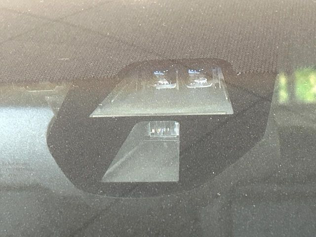 �y�V�e�B�u���[�L�A�N�e�B�u�V�X�e���z�ᑬ���s���ɑO���̎ԗ�����F�����A�Փ˂������Ȏ��͌x��ƃu���[�L�ŏՓˉ���Ɣ�Q�y�����A�V�X�g�B�����S�Ƀh���C�u�����y���݂��������܂��B