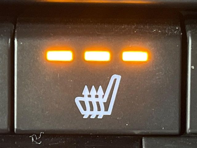 �y�V�[�g�q�[�^�[�z�������ɏd�󂷂�V�[�g�q�[�^�[!�G�A�R����葁�����܂��Ă����̂Ŋ�����̐l�����S�ł��ˁ�G�A�R���̉����͊������邩����A�Ƃ������ɂ����������߂ł��B