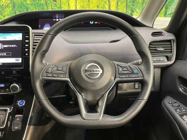 �y�����v�����X�e�A�����O�z�㎿�Ȋv���g�p���邱�ƂŁA��ɂ����������݂ƂĂ��^�]���₷���n���h���ł���