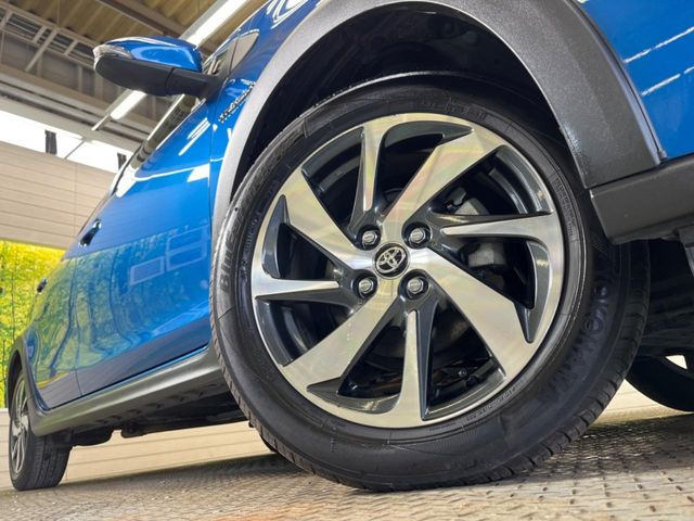 �y����16�C���`�A���~�z�C�[���z�O�ςɃ}�b�`���������A���~�z�C�[���𑕒����Ă���܂��B�e��ЊO�A���~�z�C�[����A�X�^�b�h���X�^�C�����戵�����Ă���܂��B���񂲑��k����������