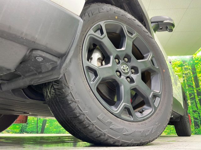 �y�O���[�h��p����18�C���`�A���~�z�C�[���z�f�U�C�����̍��������A���~�z�C�[���𑕒����Ă���܂��B�e��ЊO�A���~�z�C�[����A�X�^�b�h���X�^�C�����戵�����Ă���܂��B���񂲑��k����������