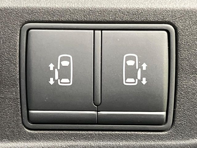 �y�����p���[�X���C�h�h�A�z�X�}�[�g�L�[��^�]�Ȃ̃X�C�b�`�Ō�ȗ����X���C�h�h�A�̊J���\���d��������͂����ăh�A���J����K�v�������A�����Ȃ��q�l�ł��ȒP�ɊJ���߂ł����K�ł���