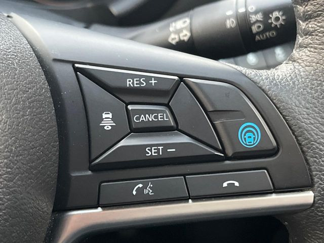 �y�v���p�C���b�g�z�������H�ł̒��������s���y��!!�a�؎��Ə��񑖍s�̃V�[���ŁA�A�N�Z���E�u���[�L�E�X�e�A�����O�������Ő��䂵�A�������^�]�̕��S���y�����Ă���܂���