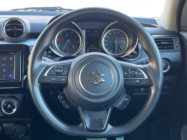 �y�X�e�A�����O�X�C�b�`�z�^�]���A�O������ڐ������炷���ƂȂ��A�I�[�f�B�I���̑��삪�\�ȕ֗��@�\!���S&���K�ȃh���C�u�����o���Ă���܂���