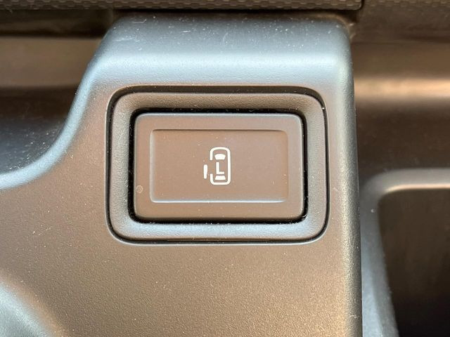 �y�p���[�X���C�h�h�A�z�X�}�[�g�L�[��^�]�Ȃ̃X�C�b�`�ŃX���C�h�h�A�̊J���\���d��������͂����ăh�A���J����K�v�������A���������q�l�ł��A�d���ו��������Ă��鎞�����N�ɊJ���߂ł��܂���