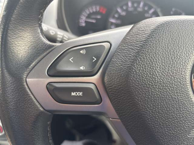 �X�e�A�����O�X�C�b�`