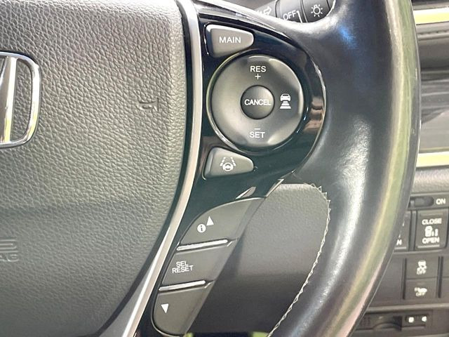 �y�A�_�v�e�B�u�N���[�Y�R���g���[���z�������H�ł̒��������s���y��!!�����ő��x��ۂN���[�Y�R���g���[�����A�Փˌy���V�X�e���ƘA�g���A�O���̎ԗ������m���ĎԊԂ�ۂ悤�ɑ��x���߂��Ă���܂�!!