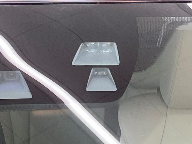 �y�X�}�[�g�V�e�B�u���[�L�T�|�[�g�z�ᑬ���s���ɑO���̎ԗ�����F�����A�Փ˂������Ȏ��͌x��ƃu���[�L�ŏՓˉ���Ɣ�Q�y�����A�V�X�g�B�����S�Ƀh���C�u�����y���݂��������܂��B