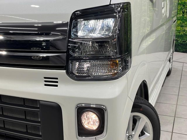 �yLED�w�b�h���C�g�z���V����ԑ��s�����ǍD�Ȏ��E���m�ۂ����S���ĉ^�]�ł��鍂�P�xLED�w�b�h���C�g�𑕔�!�_�����x�������A����d�͂��}�����Ă��܂��B