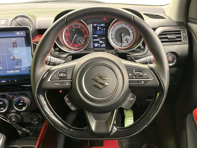 �y�����v�����X�e�A�����O�z�㎿�Ȋv���g�p���邱�ƂŁA��ɂ����������݂ƂĂ��^�]���₷���n���h���ł���