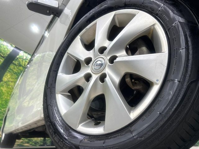 �y����16�C���`�A���~�z�C�[���z�O�ςɃ}�b�`���������A���~�z�C�[���𑕒����Ă���܂��B�e��ЊO�A���~�z�C�[����A�X�^�b�h���X�^�C�����戵�����Ă���܂��B���񂲑��k����������