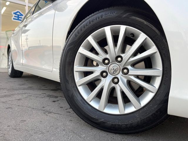 �y�����A���~�z�C�[���z�O�ςɃ}�b�`���������A���~�z�C�[���𑕒����Ă���܂��B�e��ЊO�A���~�z�C�[����A�X�^�b�h���X�^�C�����戵�����Ă���܂��B���񂲑��k����������