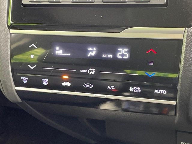 �y�I�[�g�G�A�R���z��x���D�݂̉��x�ɐݒ肷��΁A�ԓ��̉��x�����m�����ʂ≷�x�������Œ����B����&hellip;����&hellip;�Ɖ��x���X�C�b�`���������K�v�͂���܂���B���K�Ȏԓ���Ԃɂ͕K�{�̋@�\�ł��ˁ�