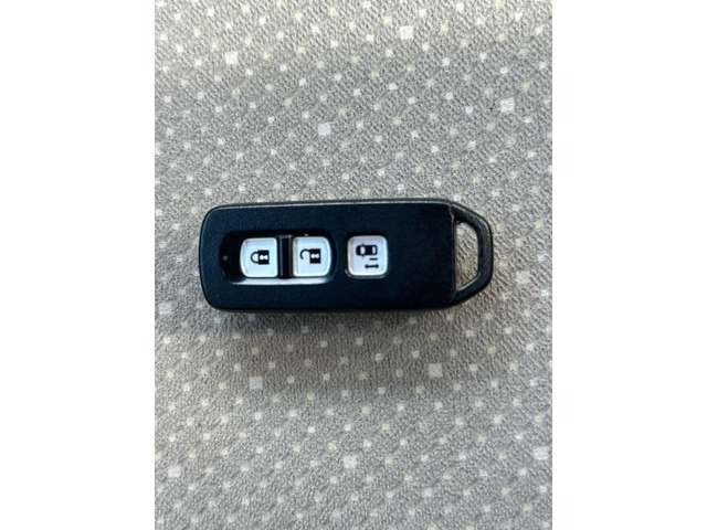 �y�X�}�[�g�L�[&�v�b�V���X�^�[�g�V�X�e���z�J�o����|�P�b�g�ɓ��ꂽ�܂܃h�A�̊J���ł��A�����^�b�`�Ŋy�X�G���W�����������܂���