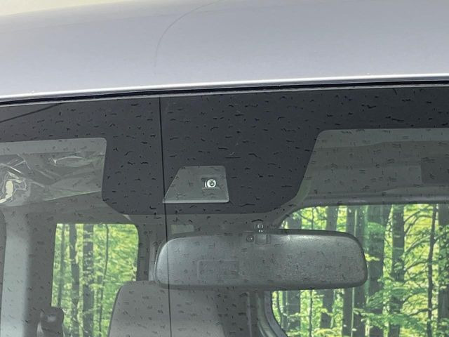 �y�z���_�Z���V���O�z���s���ɑO���̎ԗ�����F�����A�Փ˂������Ȏ��͌x��ƃu���[�L�ŏՓˉ���Ɣ�Q�y�����A�V�X�g�B�����S�Ƀh���C�u�����y���݂��������܂��B