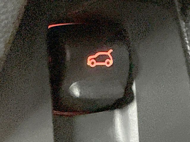 ���d�����A�Q�[�g:�����^�b�`�Ń��A�Q�[�g�̊J���ł��A�ו��Ȃǂŗ��肪�ǂ����Ă����Ԃł��ȒP�ɊJ���ł���֗��@�\�ł��B