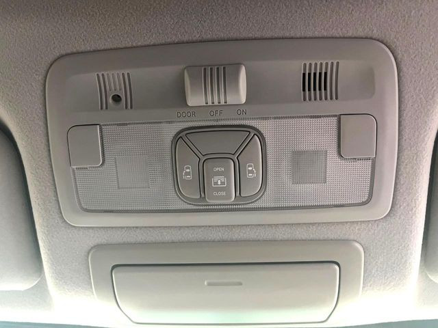 �y�����p���[�X���C�h�h�A�z�X�}�[�g�L�[��^�]�Ȃ̃X�C�b�`�Ō�ȗ����X���C�h�h�A�̊J���\���d��������͂����ăh�A���J����K�v�������A�����Ȃ��q�l�ł��ȒP�ɊJ���߂ł����K�ł���