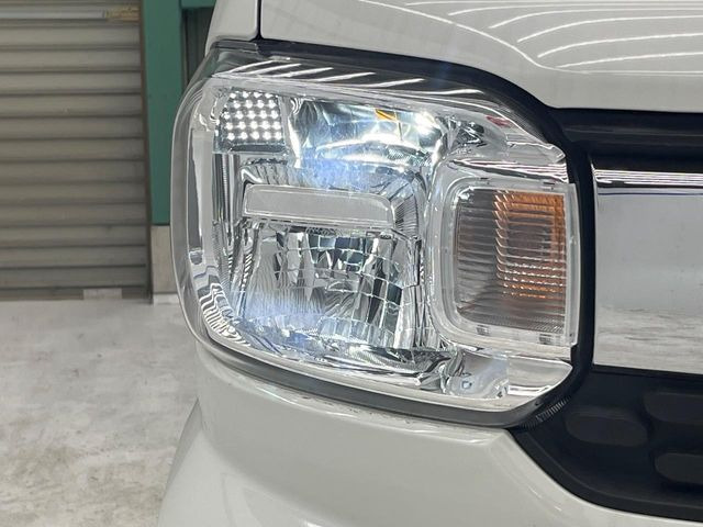 �yLED�w�b�h���C�g�z���V����ԑ��s�����ǍD�Ȏ��E���m�ۂ����S���ĉ^�]�ł��鍂�P�xLED�w�b�h���C�g�𑕔�!�_�����x�������A����d�͂��}�����Ă��܂��B