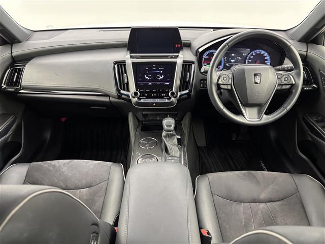 クラウンハイブリッド 2.5 RS アドバンス