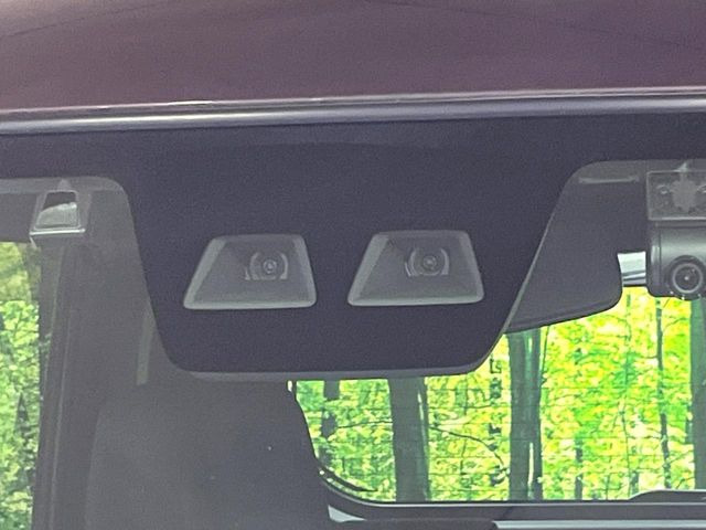 �y�X�}�[�g�A�V�X�g�z���s���ɑO���̎ԗ�����F�����A�Փ˂������Ȏ��͌x��ƃu���[�L�ŏՓˉ���Ɣ�Q�y�����A�V�X�g�B�����S�Ƀh���C�u�����y���݂��������܂��B