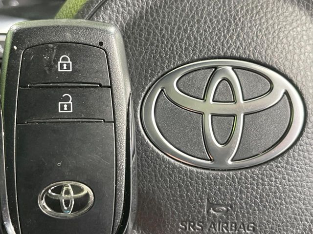 �y�X�}�[�g�L�[�z�J�o����|�P�b�g�ɓ��ꂽ�܂܂ł��h�A�̎{���E�������\�ȃX�}�[�g�L�[�𑕔��B�G���W���̃I���E�I�t�����J�M�����o���K�v����������Ƃ��Ă��֗��ł���