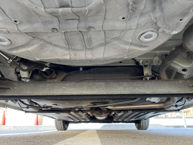 ����肪���ꂢ�Ȃ����ɁA�h�K���H�̎{�H���I�X�X���B�~��n��͂������A���ݕ��ɂ��Z���̕���A��Ń}�����E�E�B���^�[�X�|�[�c���������ɂ��D�]���������Ă���܂��B