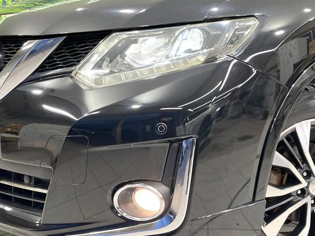 �yLED�w�b�h���C�g�z���V����ԑ��s�����ǍD�Ȏ��E���m�ۂ����S���ĉ^�]�ł��鍂�P�xLED�w�b�h���C�g�𑕔�!�_�����x�������A����d�͂��}�����Ă��܂��B