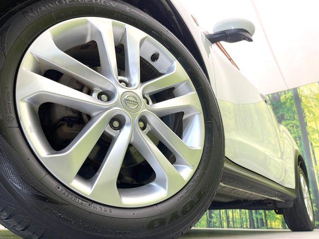 �y����17�C���`�A���~�z�C�[���z�O�ςɃ}�b�`���������A���~�z�C�[���𑕒����Ă���܂��B�e��ЊO�A���~�z�C�[����A�X�^�b�h���X�^�C�����戵�����Ă���܂��B���񂲑��k����������