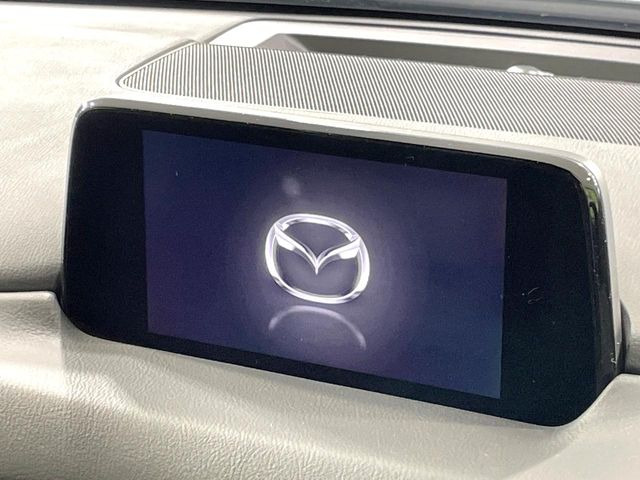 �y�����i�r�z�l�C�̏����i�r�𑕔����Ă���܂��B�i�r�̎g���₷���͂������A�I�[�f�B�I�@�\���[��!�L�����v�◷�s�͂������A�ʋ΂┃�����ȂǕ��i�̃h���C�u���y�����Ȃ�͂���