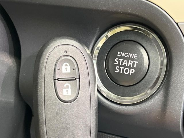 �y�L�[���X�X�^�[�g�V�X�e���z�J�o����|�P�b�g�ɓ��ꂽ�܂܂ł��h�A�̎{���E�������\�ȃX�}�[�g�L�[�𑕔��B�G���W���̃I���E�I�t�����J�M�����o���K�v����������Ƃ��Ă��֗��ł���