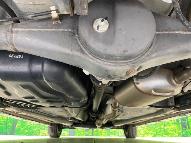 ����肪���ꂢ�Ȃ����ɁA�h�K���H�̎{�H���I�X�X���B�~��n��͂������A���ݕ��ɂ��Z���̕���A��Ń}�����E�E�B���^�[�X�|�[�c���������ɂ��D�]���������Ă���܂��B