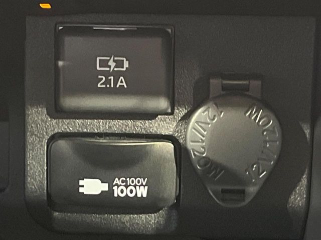 �y�A�N�Z�T���[�R���Z���g�z�L�����v��X�|�[�c�A�A�E�g�h�A�ł̃A�N�e�B�r�e�B�͂������A�ЊQ�E��d�̍ۂɏ����ɂ��Ȃ�AC100V�R���Z���g�𑕔���P�[�^�C��^�u���b�g�A�Q�[���@��̏[�d�ɂ���