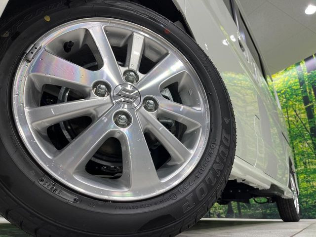 �y����14�C���`�A���~�z�C�[���z�O�ςɃ}�b�`���������A���~�z�C�[���𑕒����Ă���܂��B�e��ЊO�A���~�z�C�[����A�X�^�b�h���X�^�C�����戵�����Ă���܂��B���񂲑��k����������