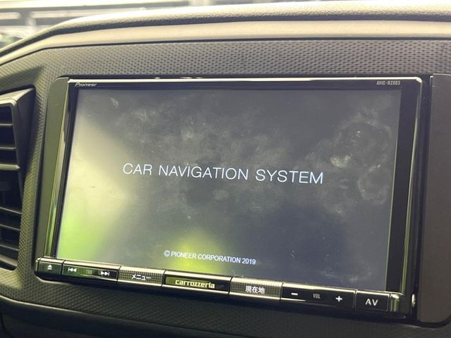 �y�i�r�Q�[�V�����z�g���₷���i�r�ŖړI�n�܂ł�������ē����Ă���܂��B�e��I�[�f�B�I�Đ��@�\���[�����Ă���A���Ԃ̉^�]������Ɋy�����Ȃ�܂�!!