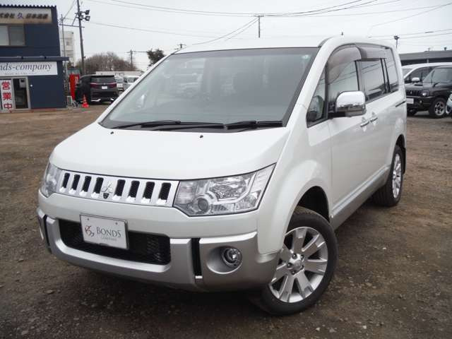 ���X�͎Ԃ̕i���Ɏ��M�������Ă��܂�!�Ȃ̂ŁA���܂��܂Ȋp�x����70���ȏ�̂��ʐ^�ڂ��Ă��܂��B