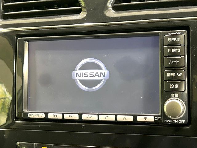 �y�����i�r�z�l�C�̏����i�r�𑕔����Ă���܂��B�i�r�̎g���₷���͂������A�I�[�f�B�I�@�\���[��!�L�����v�◷�s�͂������A�ʋ΂┃�����ȂǕ��i�̃h���C�u���y�����Ȃ�͂���