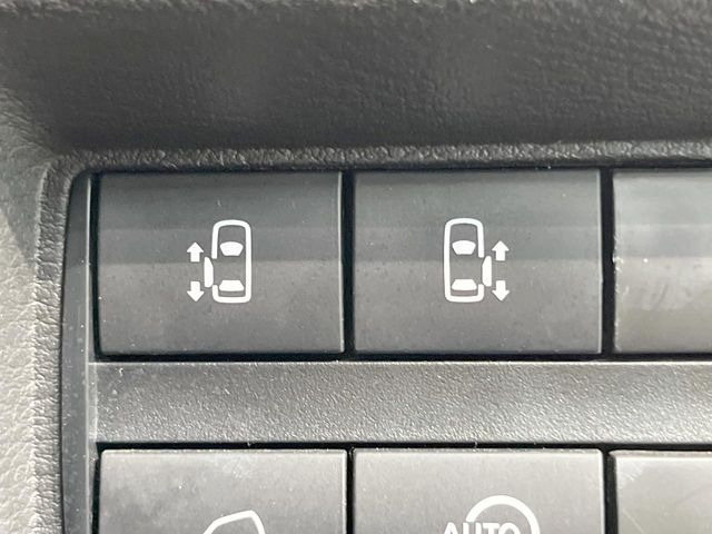 �y�����p���[�X���C�h�h�A�z�X�}�[�g�L�[��^�]�Ȃ̃X�C�b�`�Ō�ȗ����X���C�h�h�A�̊J���\���d��������͂����ăh�A���J����K�v�������A�����Ȃ��q�l�ł��ȒP�ɊJ���߂ł����K�ł���