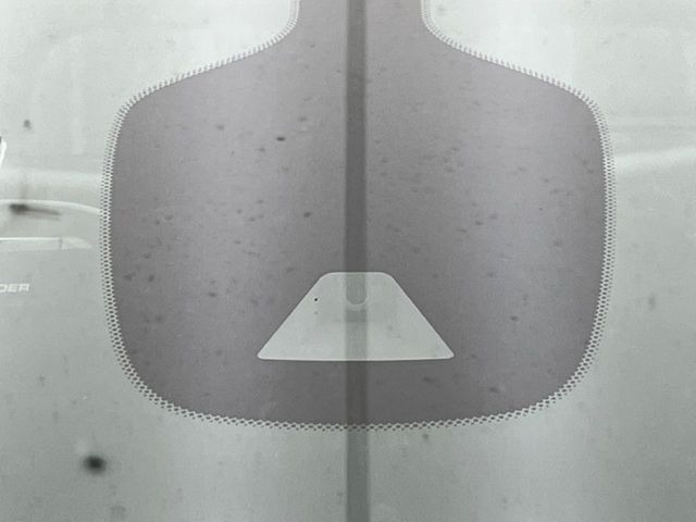 �y�C���e���W�F���g�G�}�[�W�F���V�[�u���[�L�z�t�����g�J�����őO���̎ԗ�����s�҂����m�B�Փ˂������Ȏ��͏Փ˔�Q�y���u���[�L���쓮�A�Փˉ�����T�|�[�g�B�����S�Ƀh���C�u�����y���݂��������܂��B