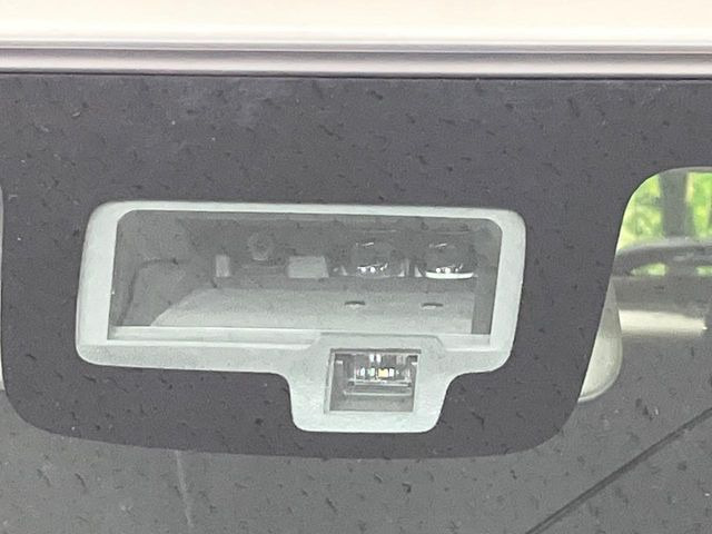 �y�X�Y�L �Z�[�t�e�B�T�|�[�g�z���s���ɑO���̎ԗ�����F�����A�Փ˂������Ȏ��͌x��ƃu���[�L�ŏՓˉ���Ɣ�Q�y�����A�V�X�g�B�����S�Ƀh���C�u�����y���݂��������܂��B