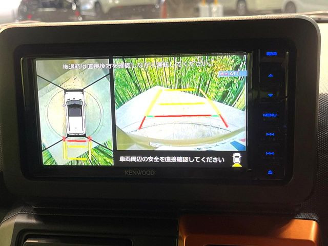 �y�p�m���}���j�^�[�z��p�̃J�����ɂ��A�ォ�猩���낵���悤�Ȏ��_��360�x�N���}�̎��͂��m�F���邱�Ƃ��ł��܂������p�������m�F���₷���A�����ꏊ�ł̐؂�Ԃ��⒓�Ԃ��X���[�Y�ɍs���܂��B