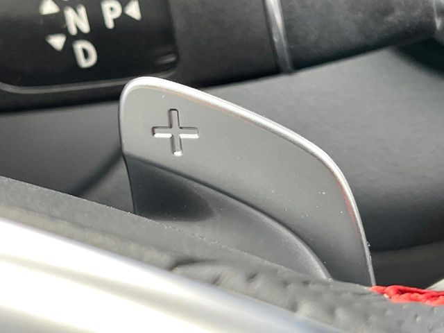 ���X�e�A�����O�p�h���V�t�g:�N�C�b�N�ȃV�t�g���삪�\!���X�|���X�������A���Ȃ��̃M�A�ϑ��ɂ�������Ƃ��Ă��Ă���܂�!���Ԃƈ�̂ƂȂ�鑕���ł��B