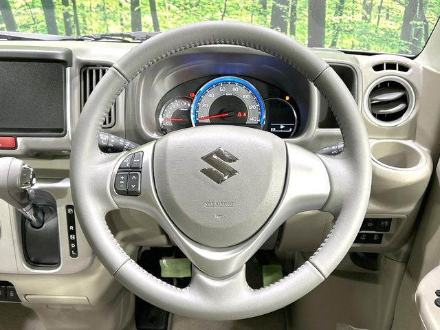 �y�����v�����X�e�A�����O�z�㎿�Ȋv���g�p���邱�ƂŁA��ɂ����������݂ƂĂ��^�]���₷���n���h���ł���