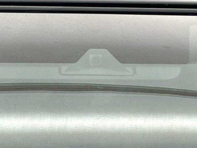 �y�g���^�Z�[�t�e�B�Z���X�z���s���ɑO���̎ԗ�����F�����A�Փ˂������Ȏ��͌x��ƃu���[�L�ŏՓˉ���Ɣ�Q�y�����A�V�X�g�B�����S�Ƀh���C�u�����y���݂��������܂��B