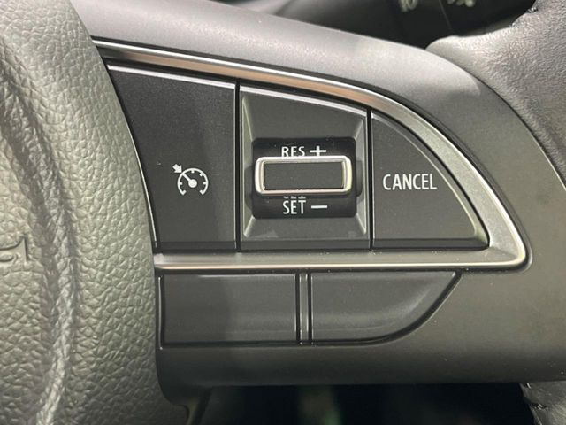 �y�N���[�Y�R���g���[���z�������H�����N���N���s�B�A�N�Z���𗣂��Ă���葬�x�ő��s���ł��A�������^�]���̕��S���y��!�����E�������ȒP�ȃX�C�b�`����Œ����ł��܂��B